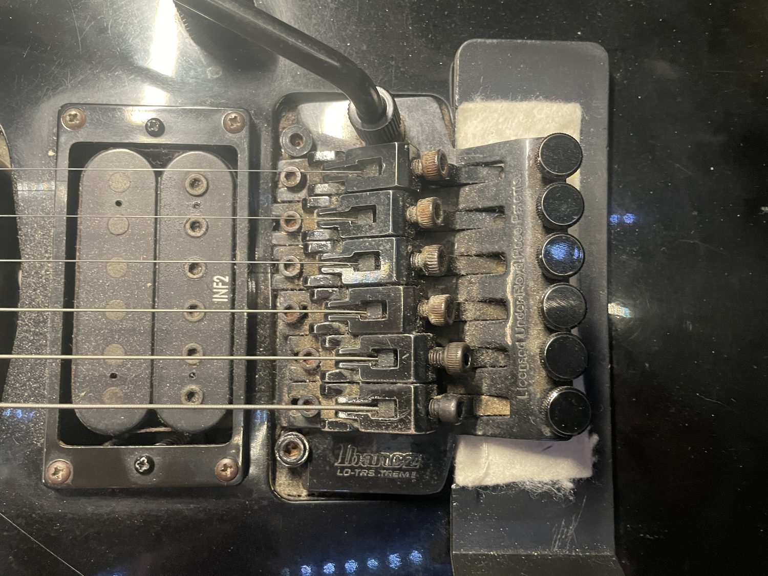 Ibanez RG470 Lo-TRS II tremolo before cleaning