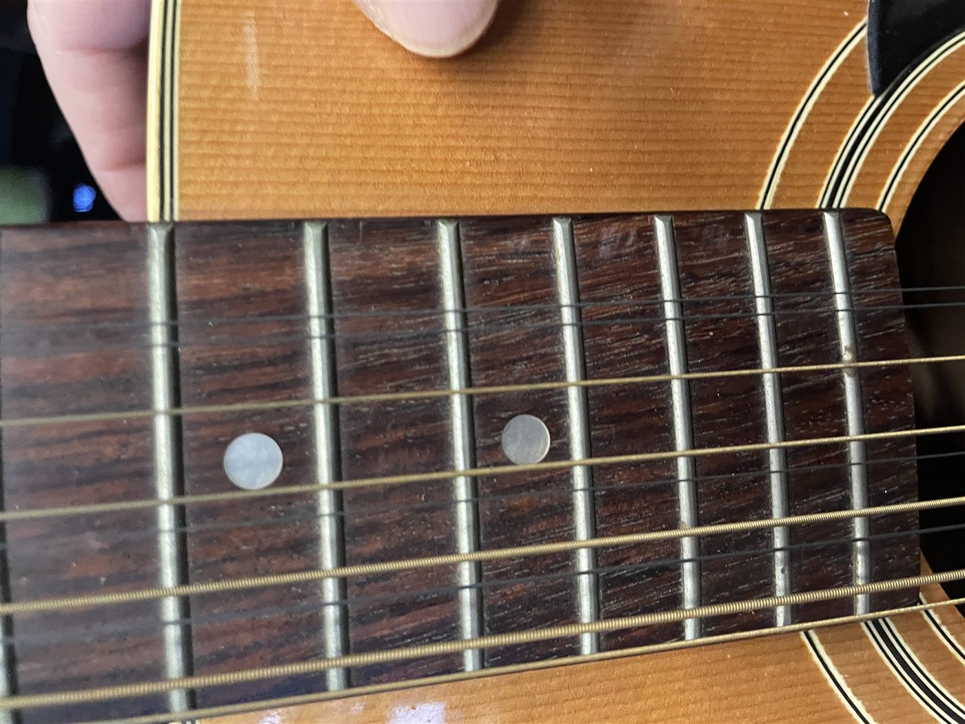Fret wear before light cleanup on vintage Epiphone 12-string